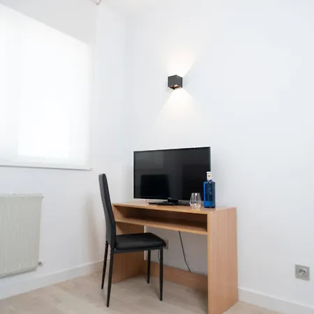 מלון Restaurante Abadesa