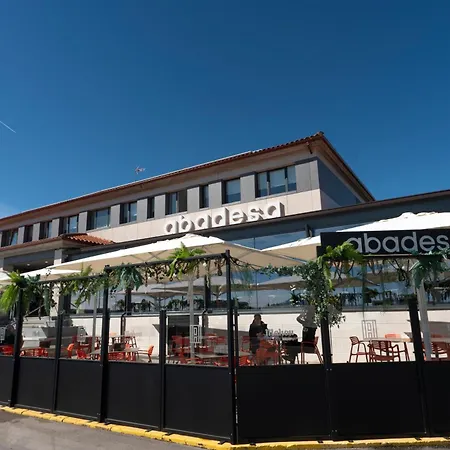 Restaurante Abadesa Отель